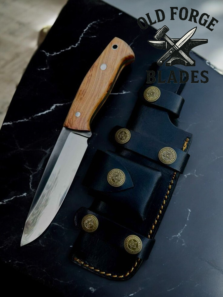 Handmade Demascus Knife with Rosewood Handle – 10”