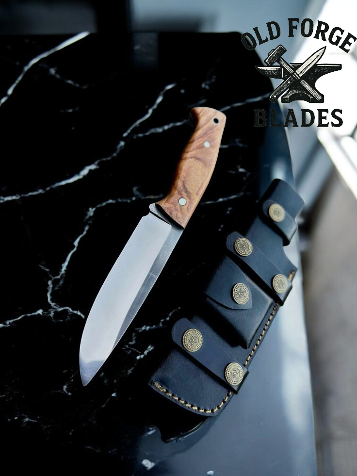 Handmade Demascus Knife with Rosewood Handle – 10”