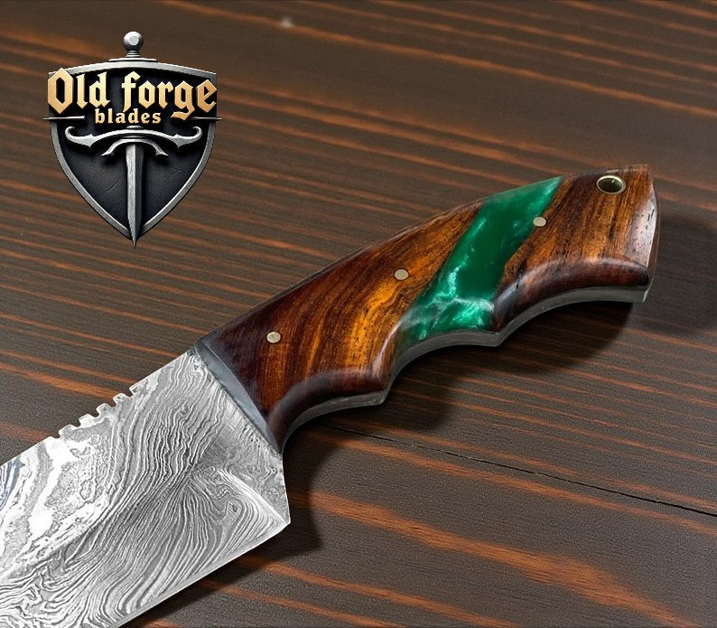 Top Hunting Knives – Handmade Damascus Steel Fixed Blade Knife